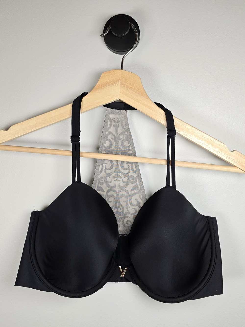 Black Plunge T-Shirt Bra with Racerback